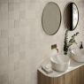 Baño con revestimiento Hontoria Rubik Cream